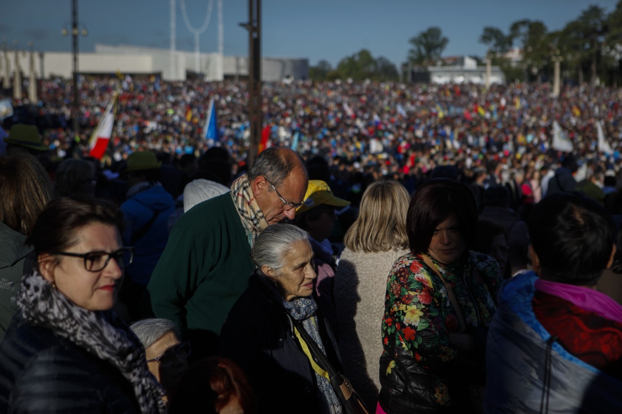 Céu azul para a canonização dos pastorinhos. Missa com o Papa começa às 10h