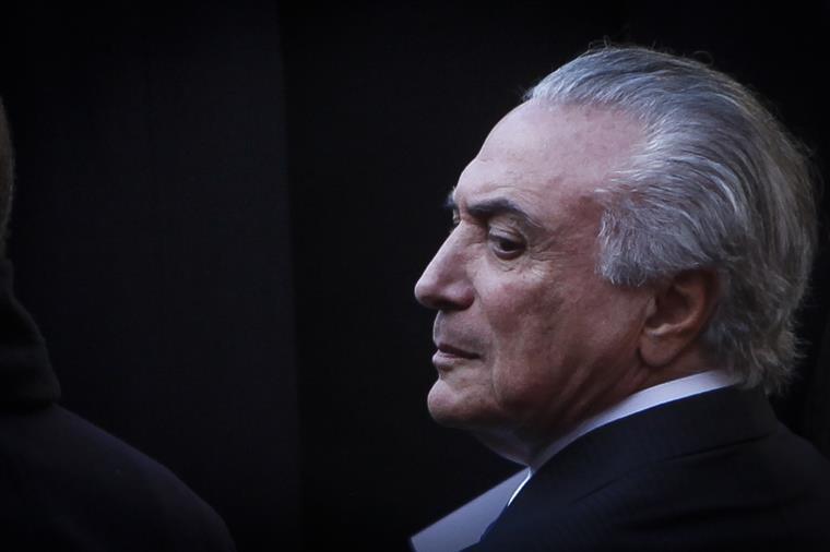 Brasil. Já está a ser negociada a saída de Temer pela porta dos fundos