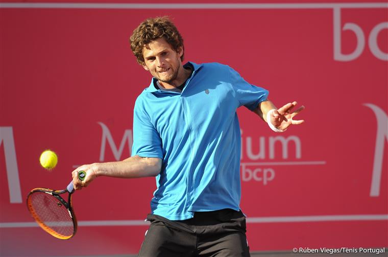 Ténis. Já não há portugueses no Estoril Open