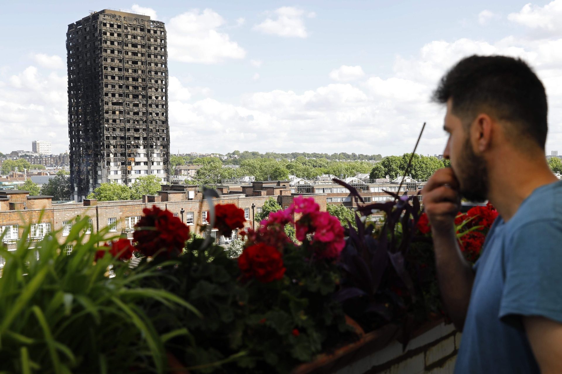 Londres. Entre as cinzas e os escombros de Grenfell ainda há perguntas por responder