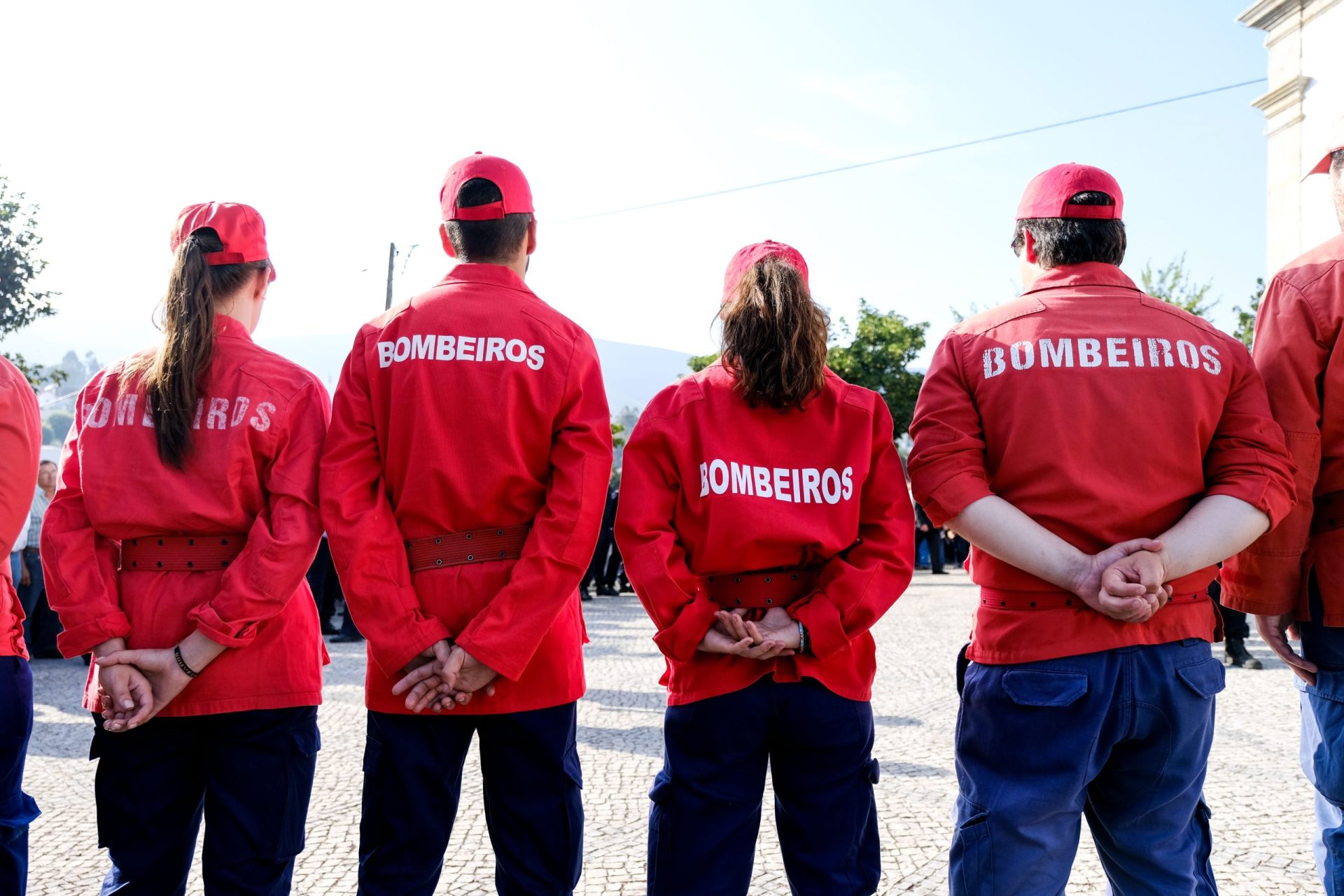 Duas pessoas feridas em incêndio em Amarante