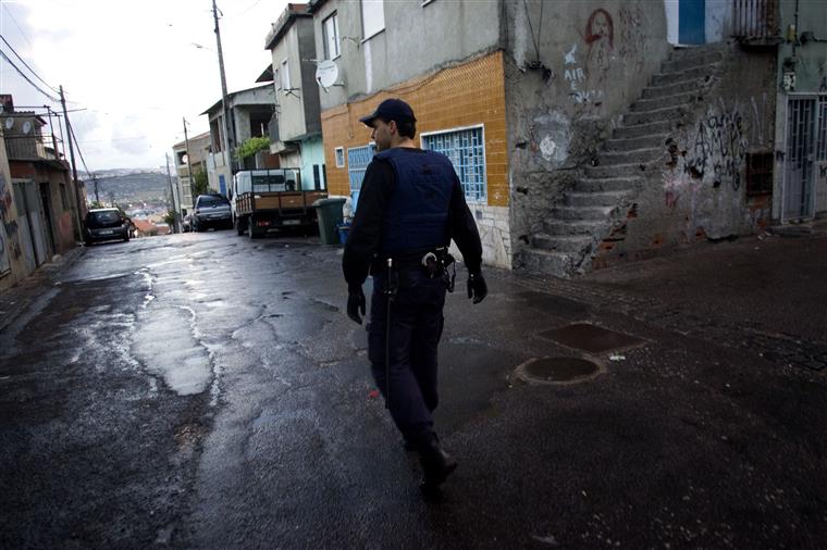 Esquadra de Alfragide. MP fala de tortura e outros “tratamentos cruéis, degradantes ou desumanos”