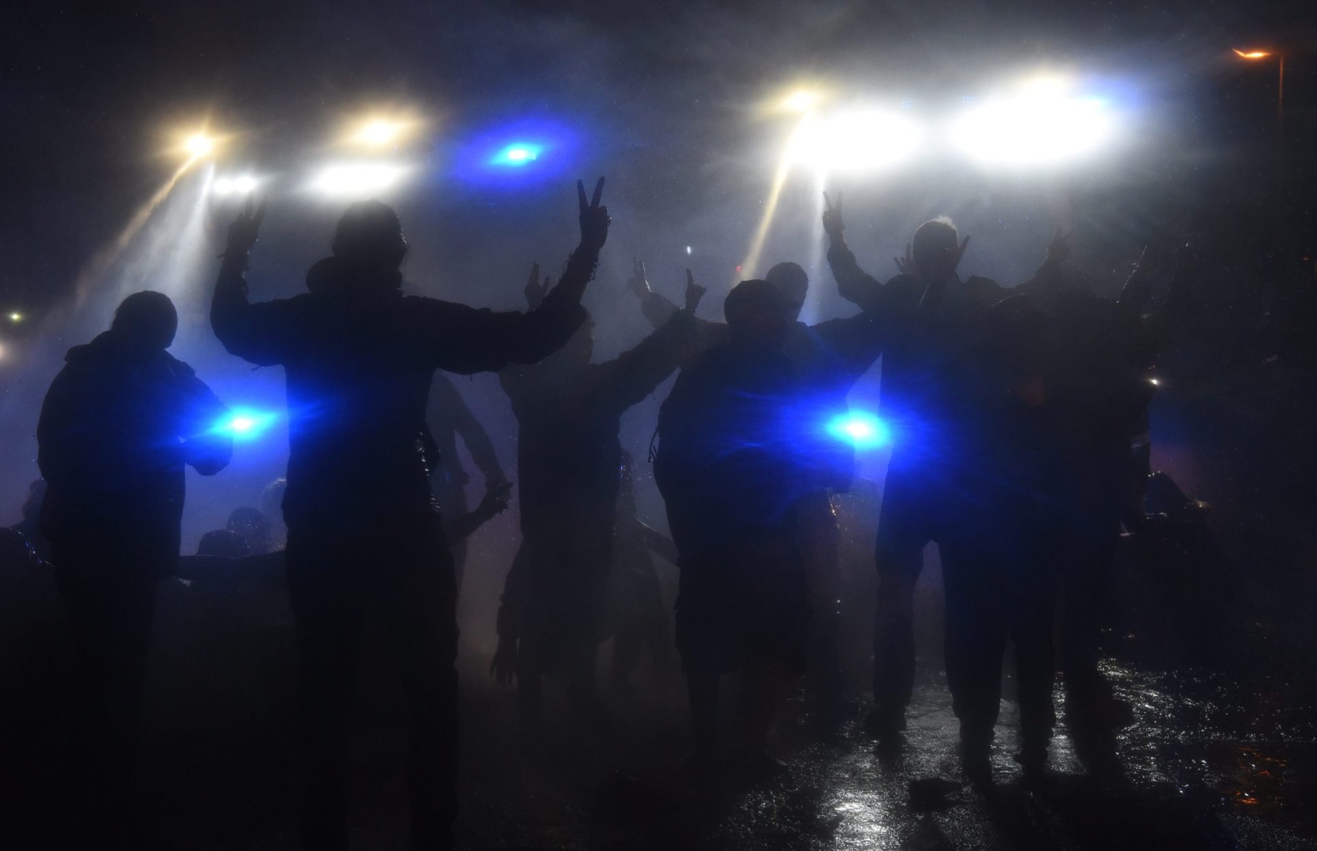 G20. Protestos de Hamburgo continuaram durante a noite [fotogaleria]