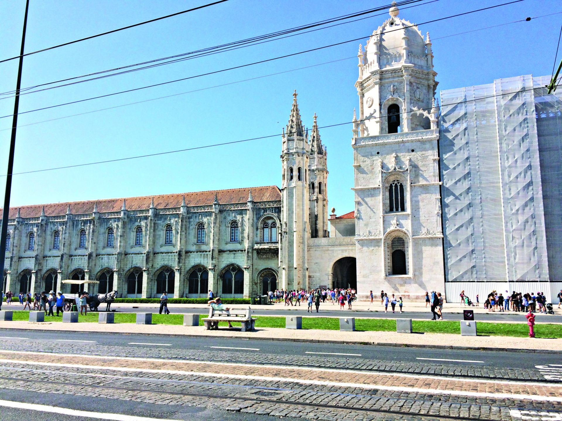 Terrorismo. Lisboa reforça segurança com blocos de cimento e pilaretes