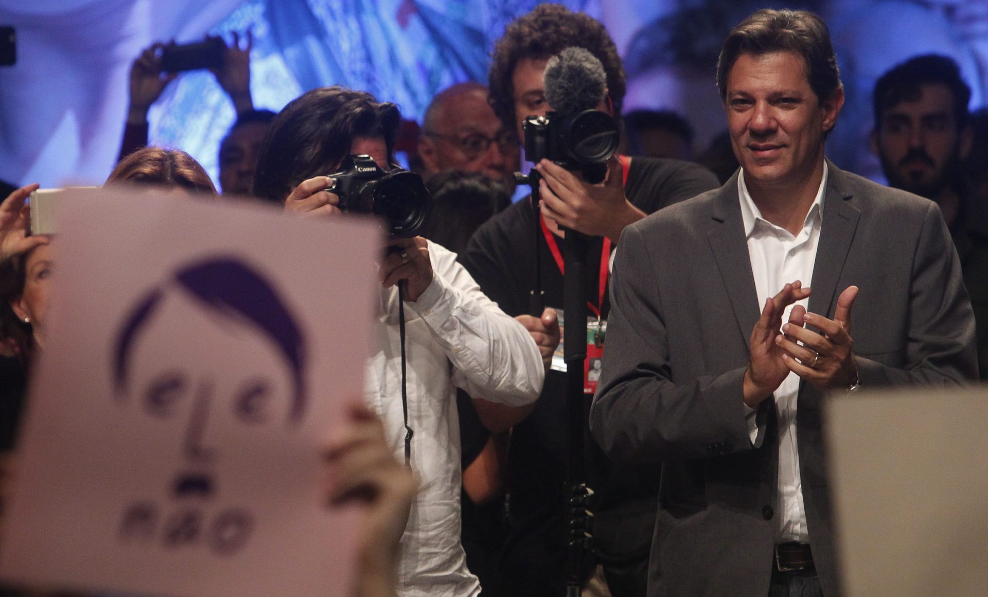 Haddad pede a cada um que vire um voto “para varrer o fascismo do Brasil” | VÍDEO