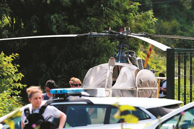 França. Homem que fugiu de prisão de helicóptero capturado