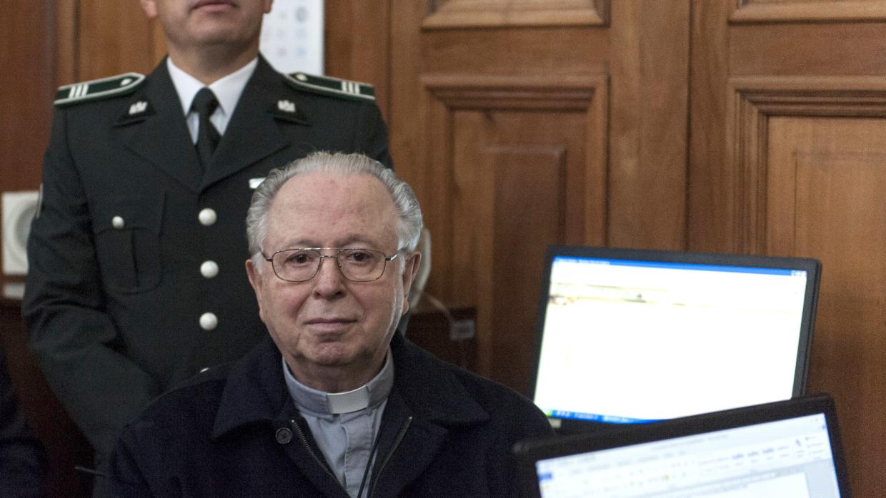 Chile. Vítimas do padre Karadima acusam igreja de obstrução à justiça