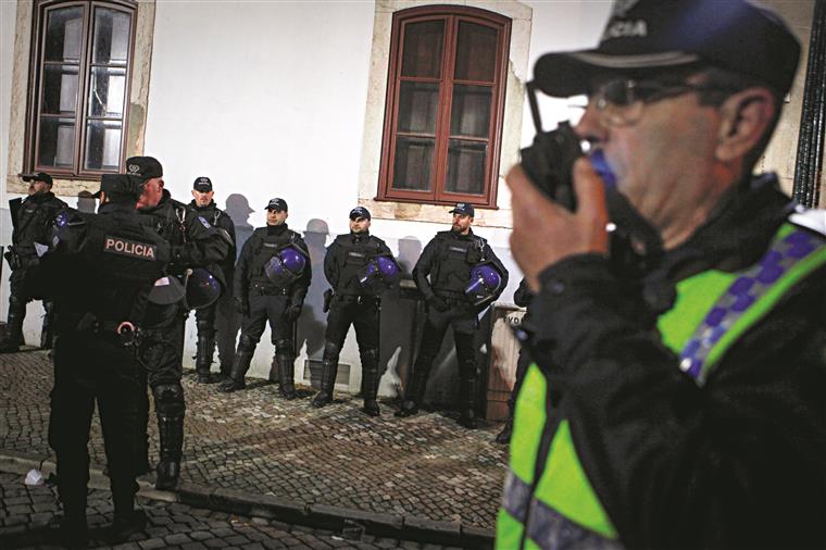 PSP deteve dois suspeitos de vaga de roubos em Lisboa