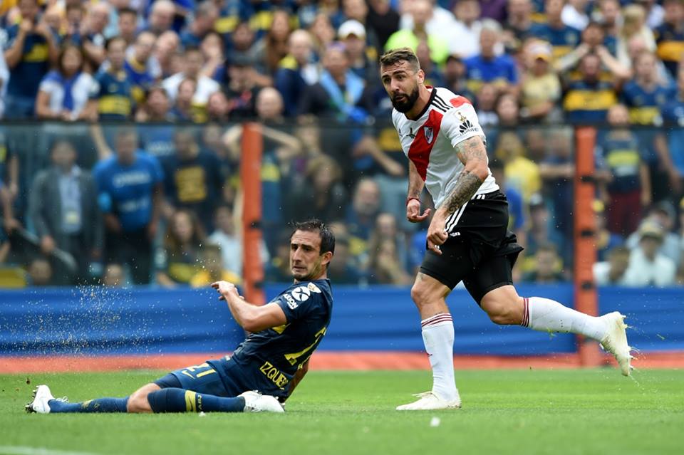 Libertadores. Menino de seis anos vende brinquedos para ver o River Plate