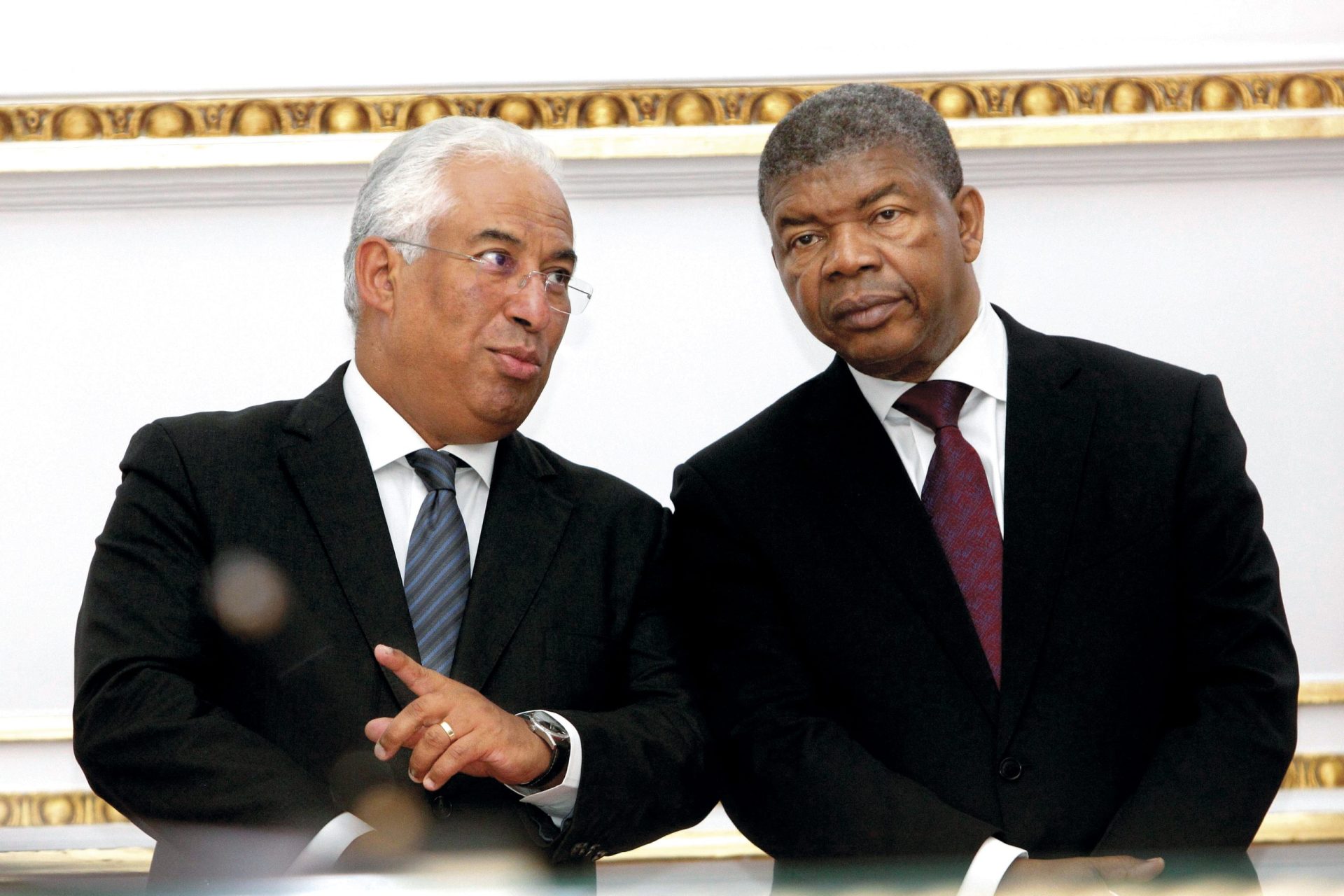 Angola. Uma visita de relançamento das relações com Portugal