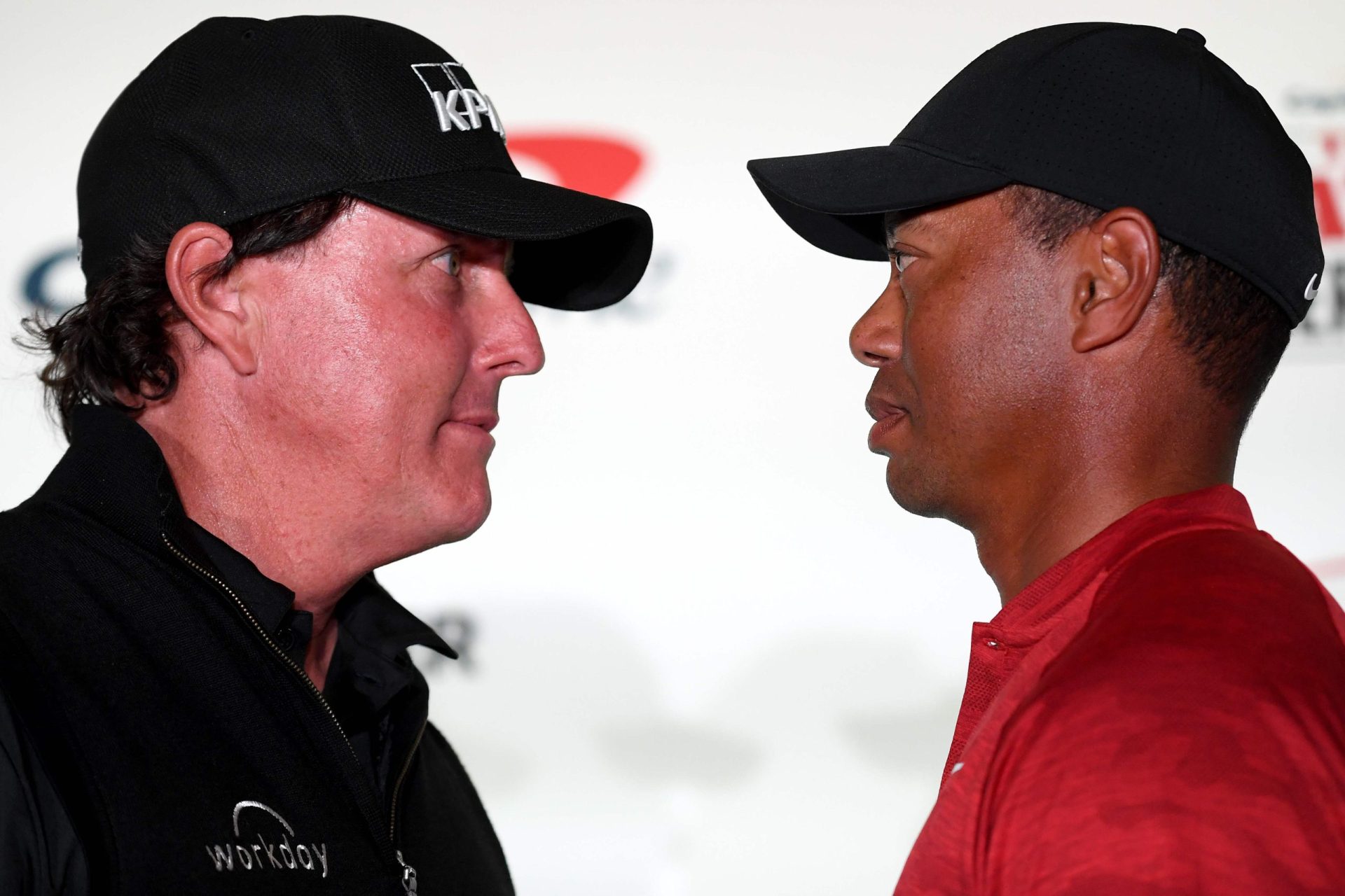 Golfe. Quem assistiu ao jogo de Mickelson e Woods na TV ajudou instituições de caridade