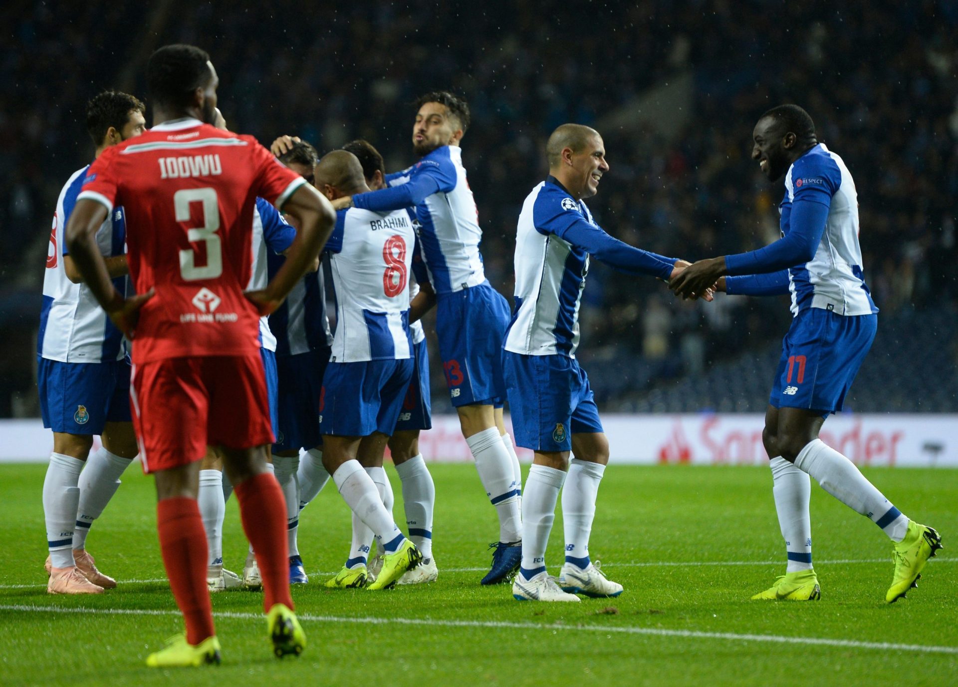 Liga dos Campeões. No Dragão como na Rússia, o mais forte vestiu de azul