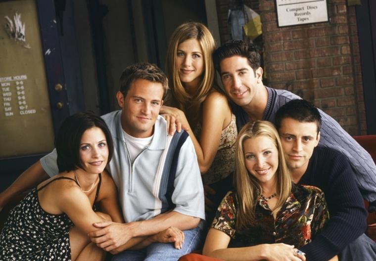 Será que reparou neste pormenor quando viu ‘Friends’? |FOTOS