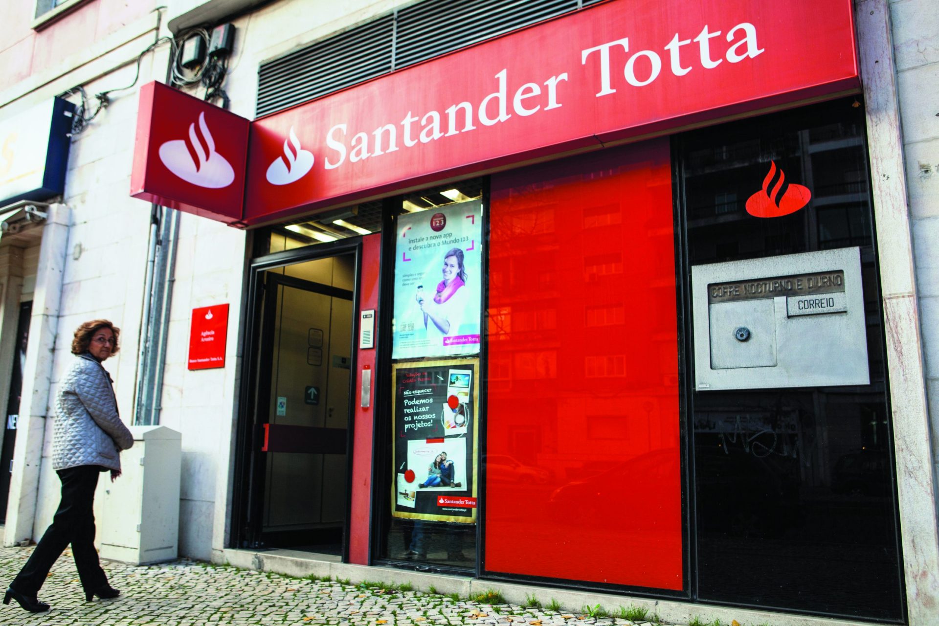 Santander. Lucros sobem 16% para 385 milhões até setembro