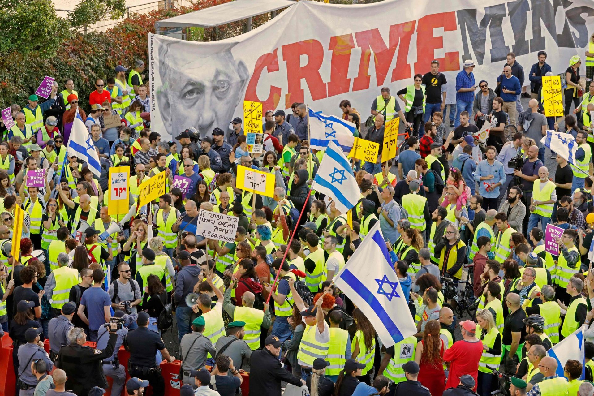 Coletes amarelos enchem as ruas de Telaviv e Jerusalém