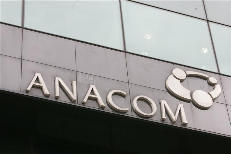 Anacom volta a recomendar fim das cabinas públicas