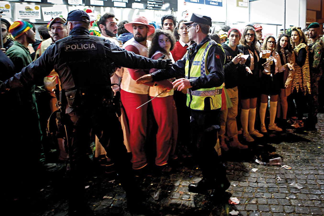 Carnaval. Autoridades atentas às estradas e ao terrorismo