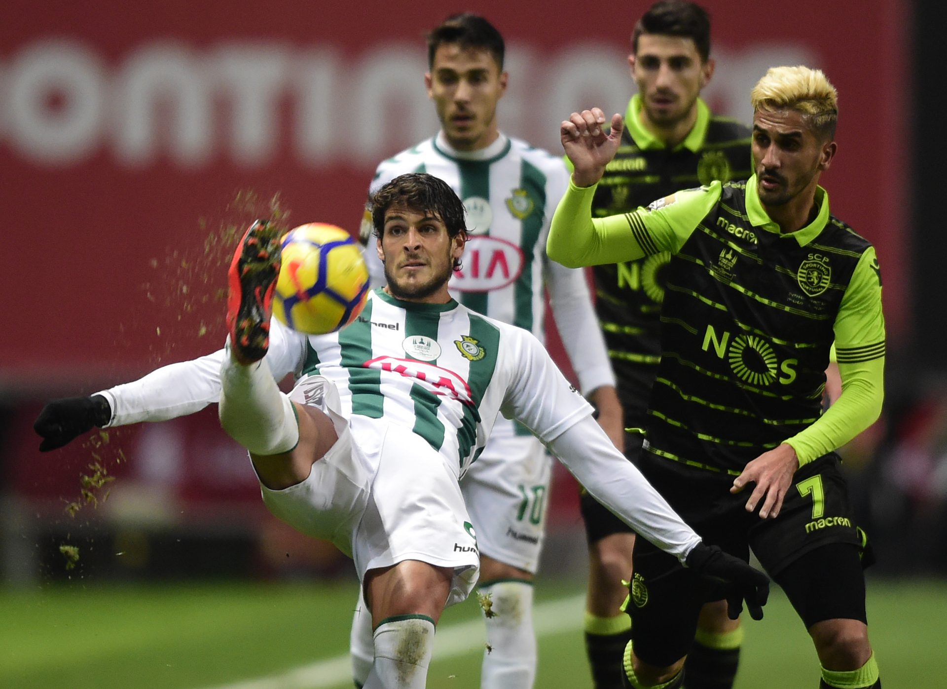 Transferências. Sporting e FC Porto afinam plantel, Benfica muito discreto