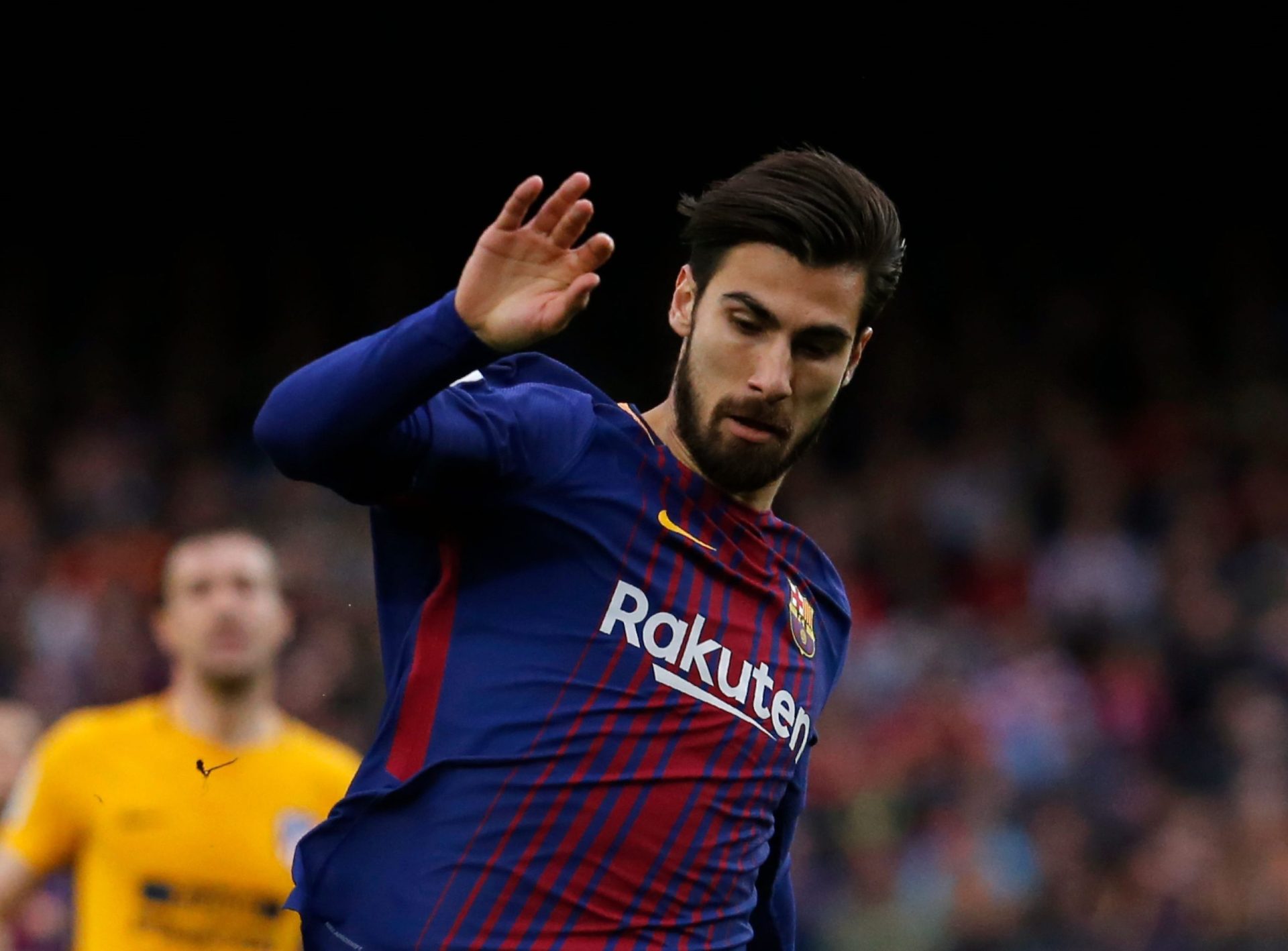 André Gomes. A estranheza de ser apenas mais um caso