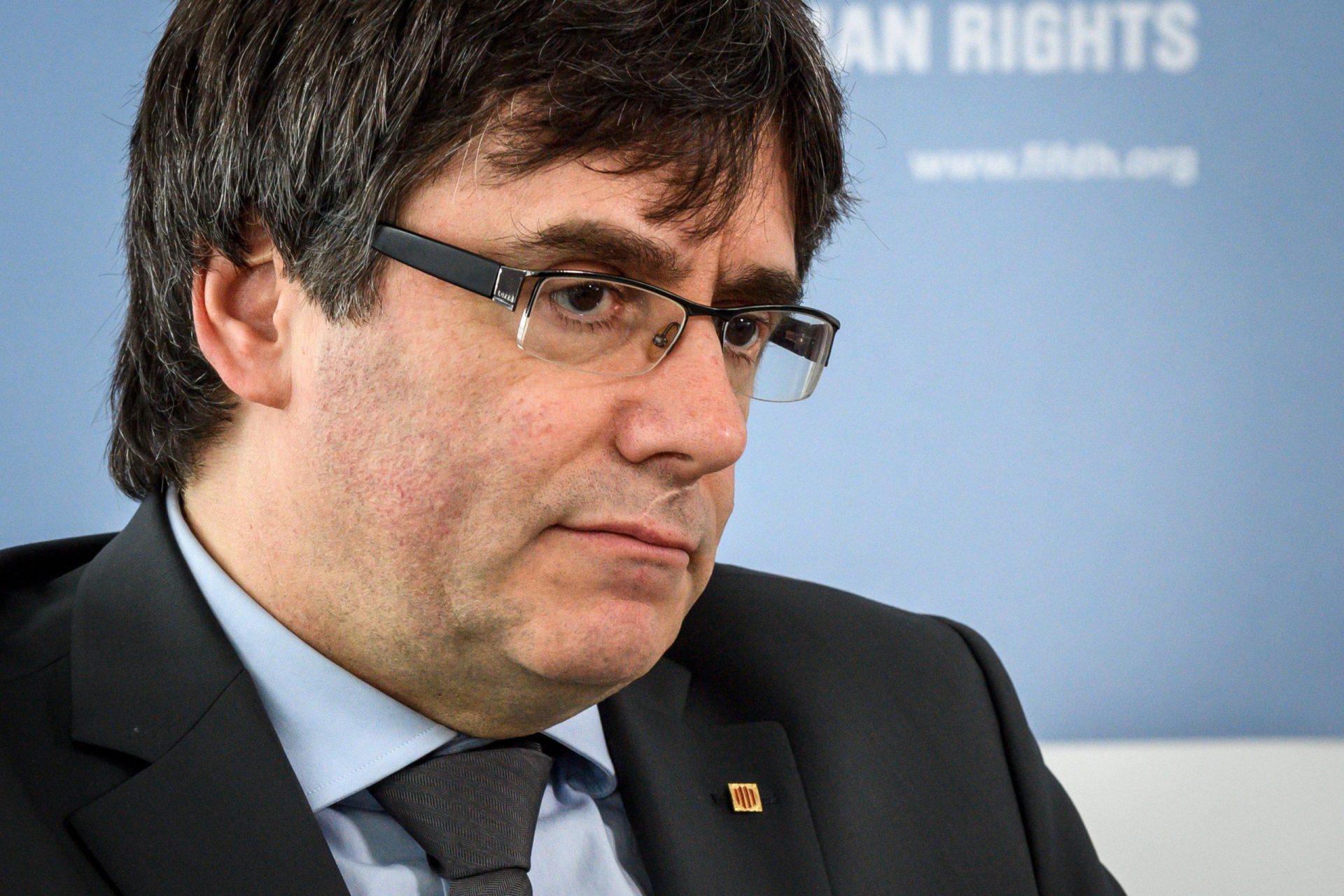 Puigdemont é presente a juiz esta segunda-feira