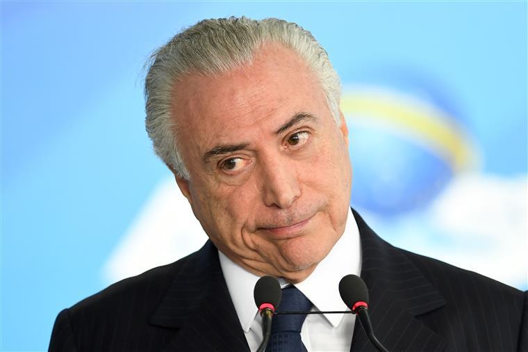 Temer dá o dito por não dito e alvitra que vai ser candidato presidencial