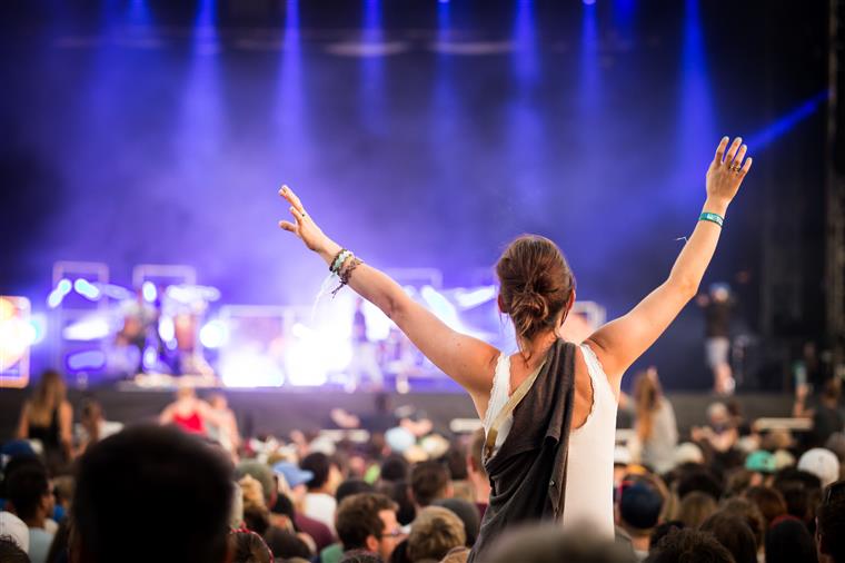 Bilhetes para festivais vão ficar mais baratos esta sexta-feira