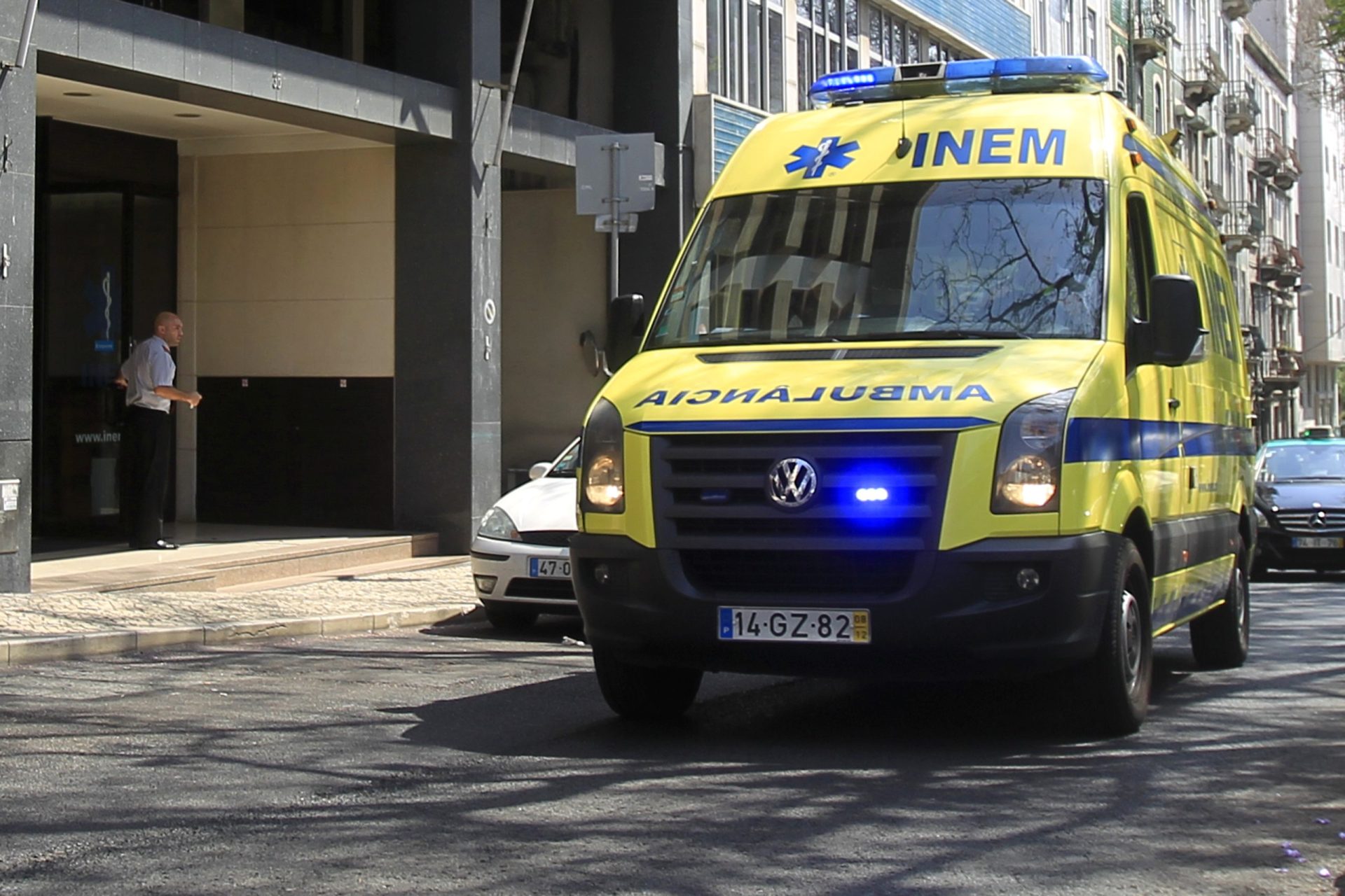 Condutores do INEM podem ser multados por excesso de velocidade