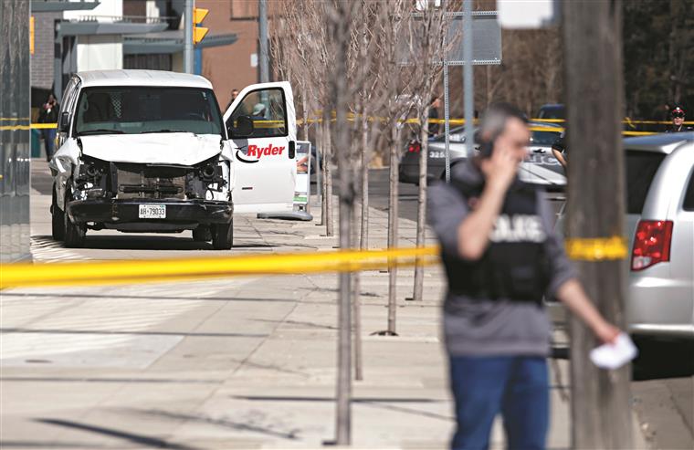 Toronto. Lusodescendente entre os feridos do atropelamento