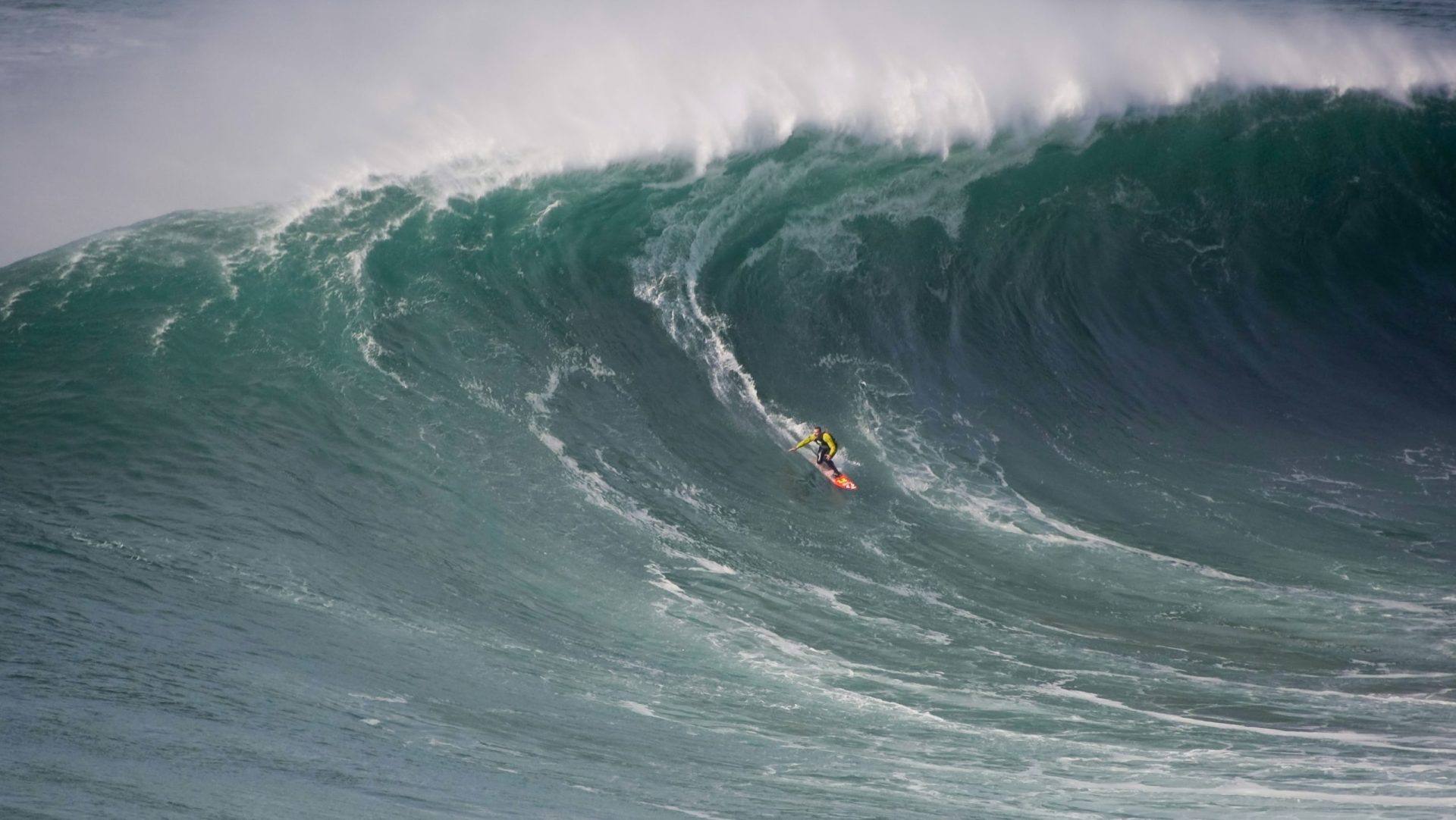 McNamara congratula Koxa depois de este ter batido o seu recorde mundial