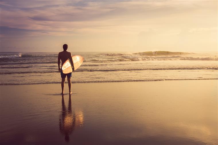 Surfistas franceses resgatados em Matosinhos