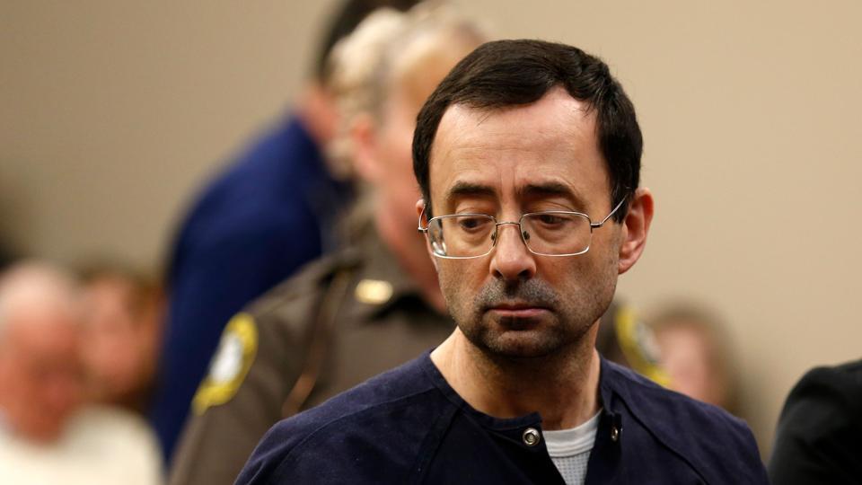 EUA. Universidade de Michigan vai pagar 500 milhões às vítimas de Larry Nassar