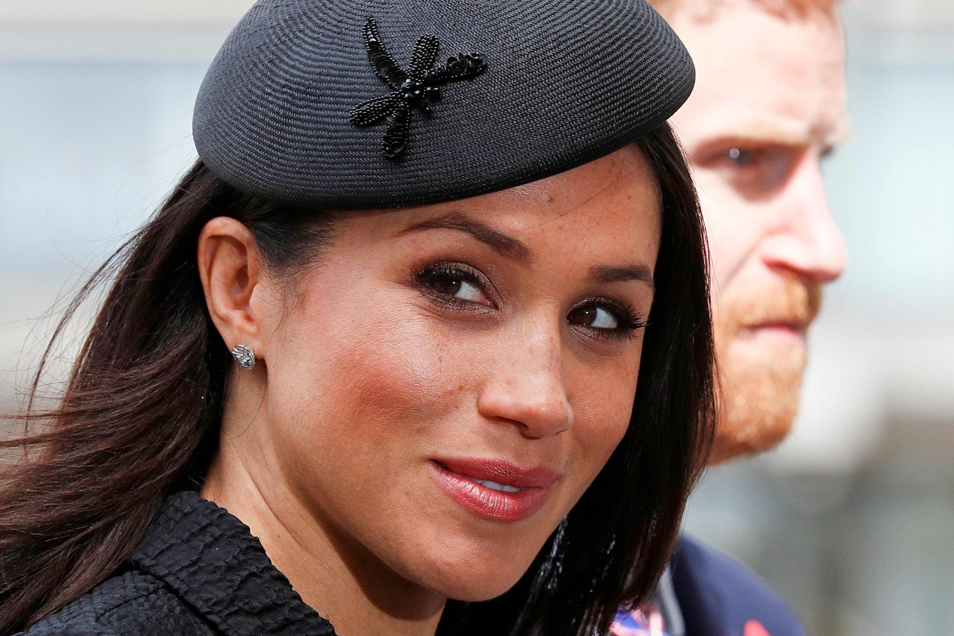 Saiba quem vai levar Meghan Markle ao altar