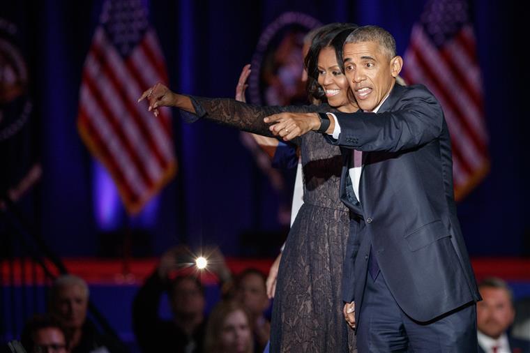 Casal Obama vai produzir filmes e série para o canal Netflix