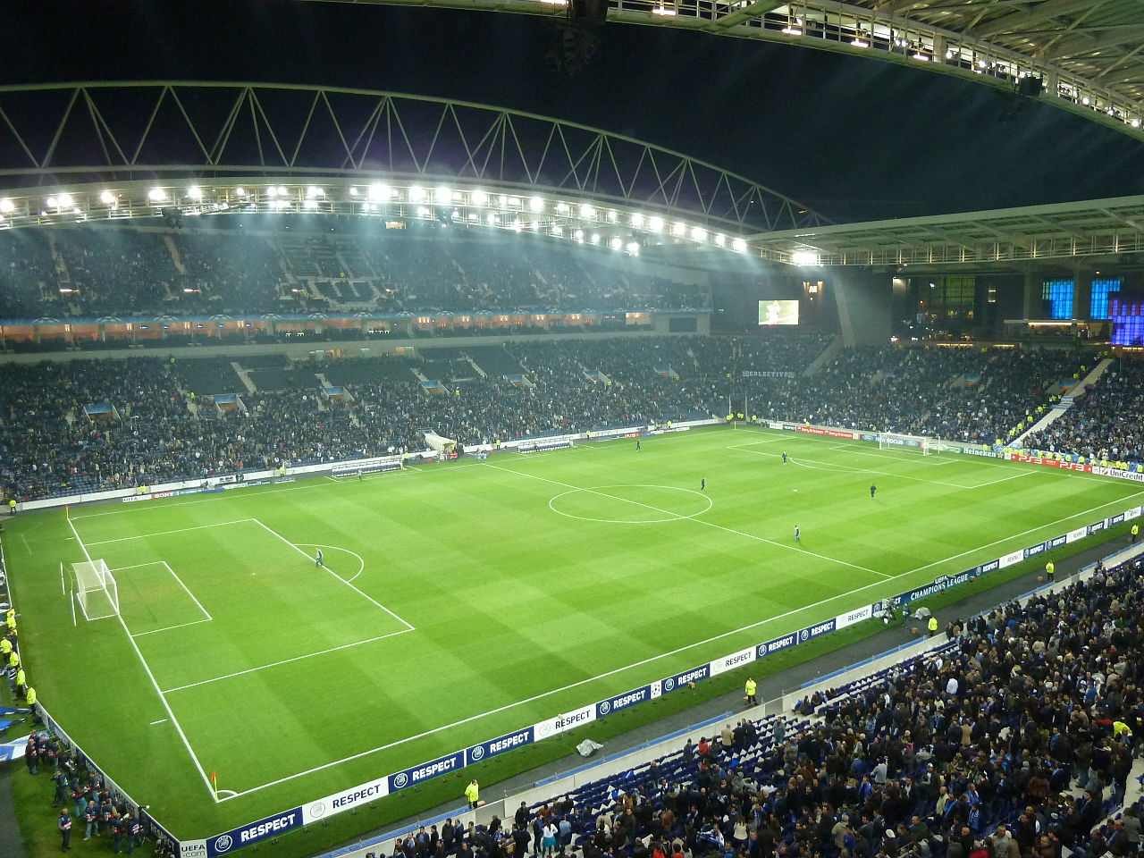 Estádio do Dragão recebe Supertaça Europeia em 2020