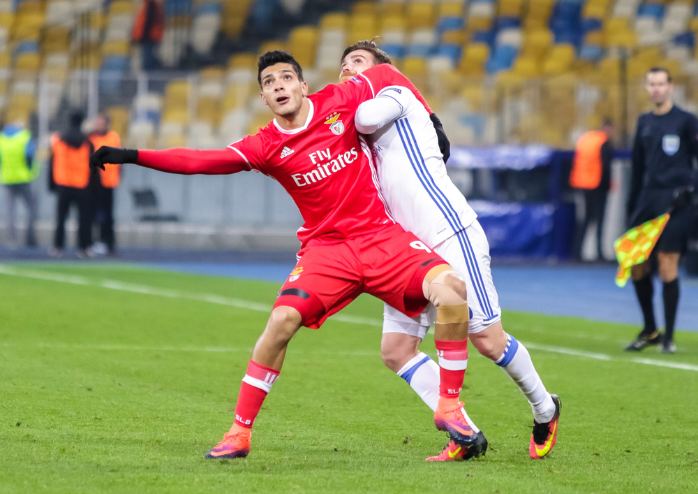 Benfica. Raul Jiménez ruma ao Wolverhampton