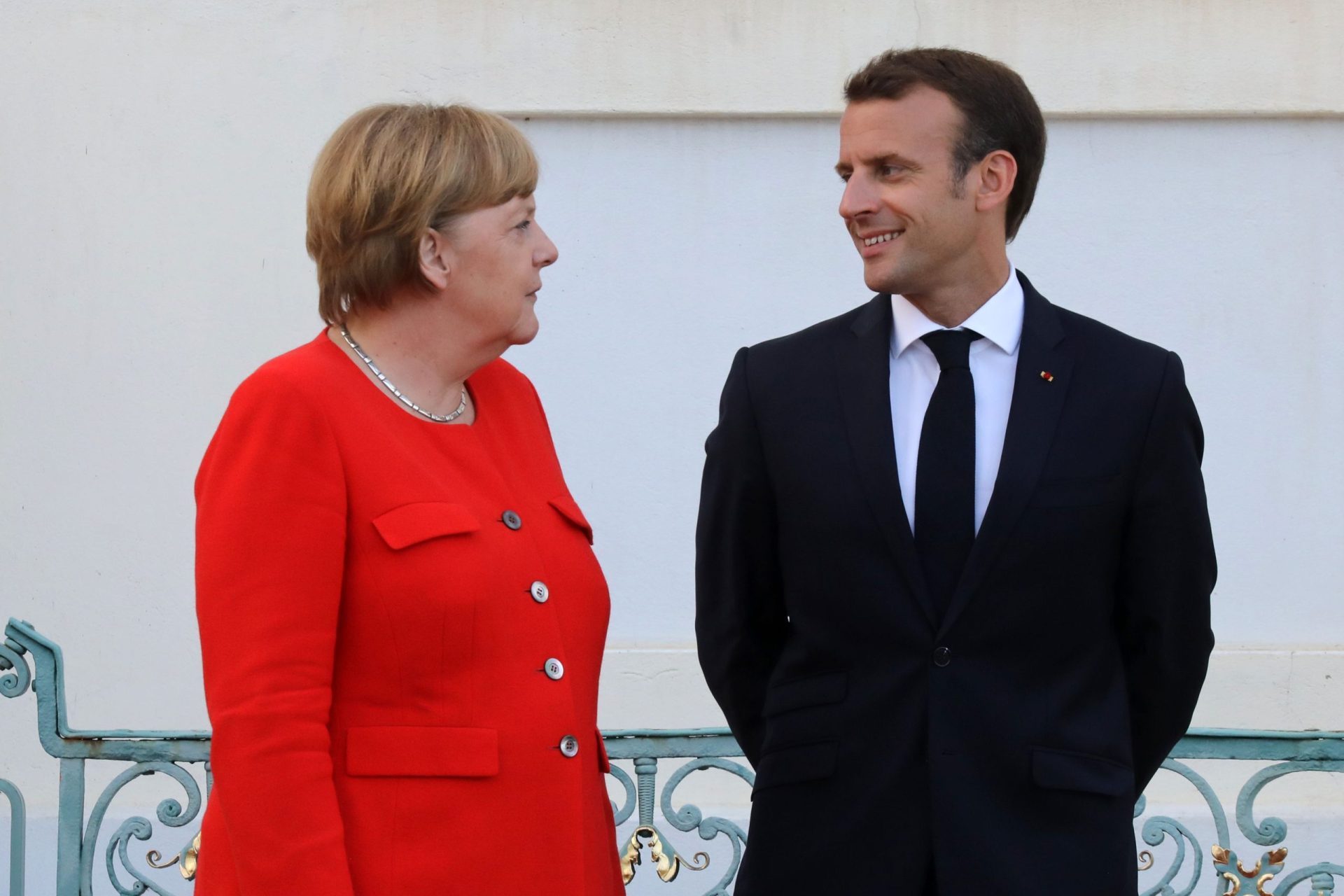 Merkel-Macron. Acertar estratégia para a migração