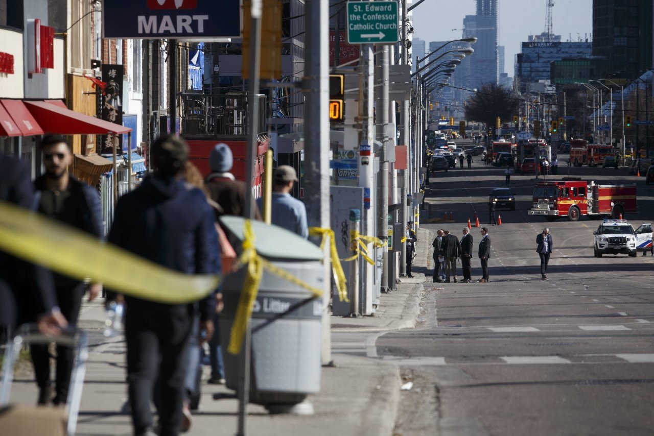 Canadá. Homem disparou numa avenida e matou uma pessoa