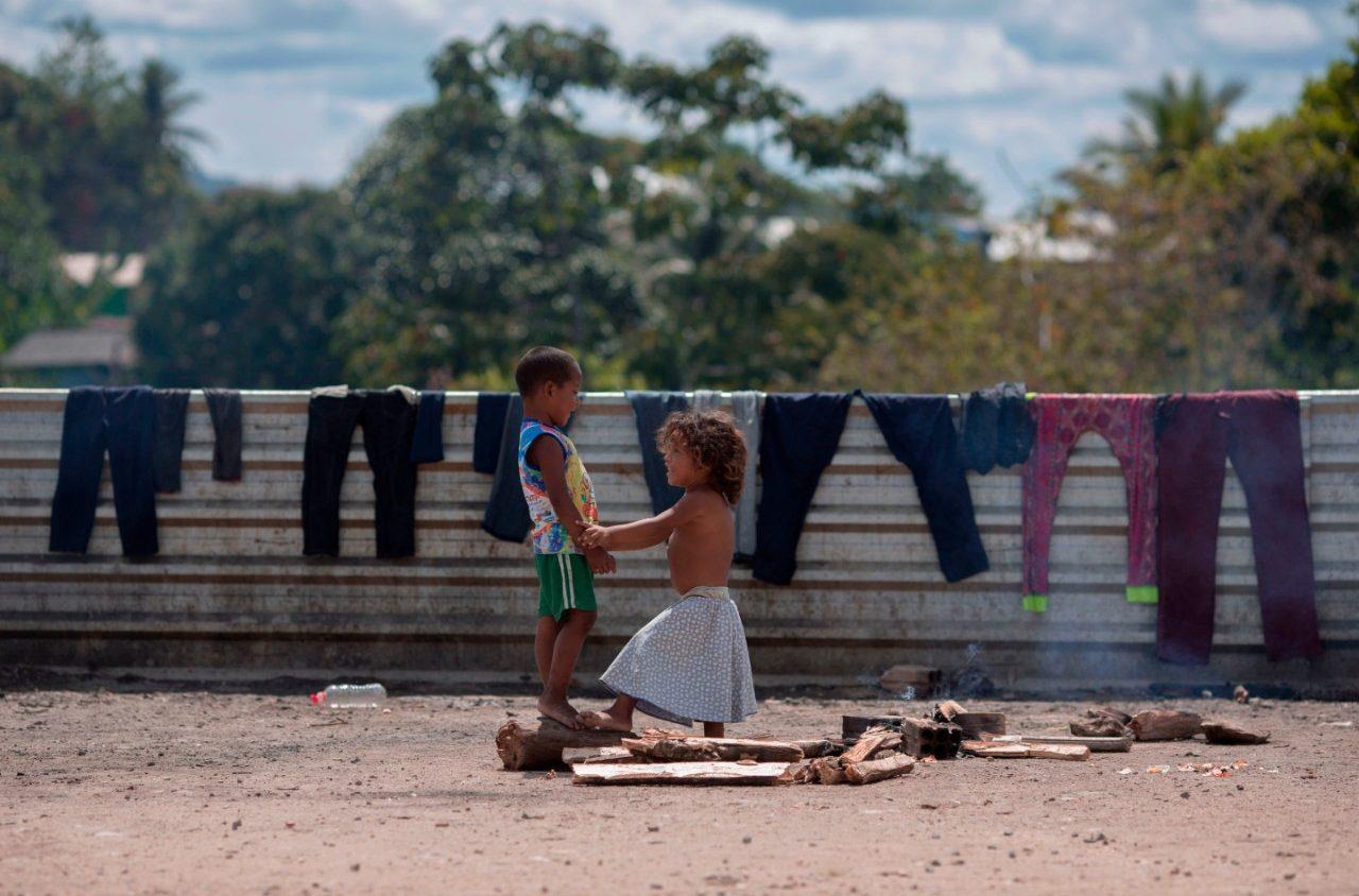 Venezuela. Imigração em massa leva países vizinhos a impor restrições