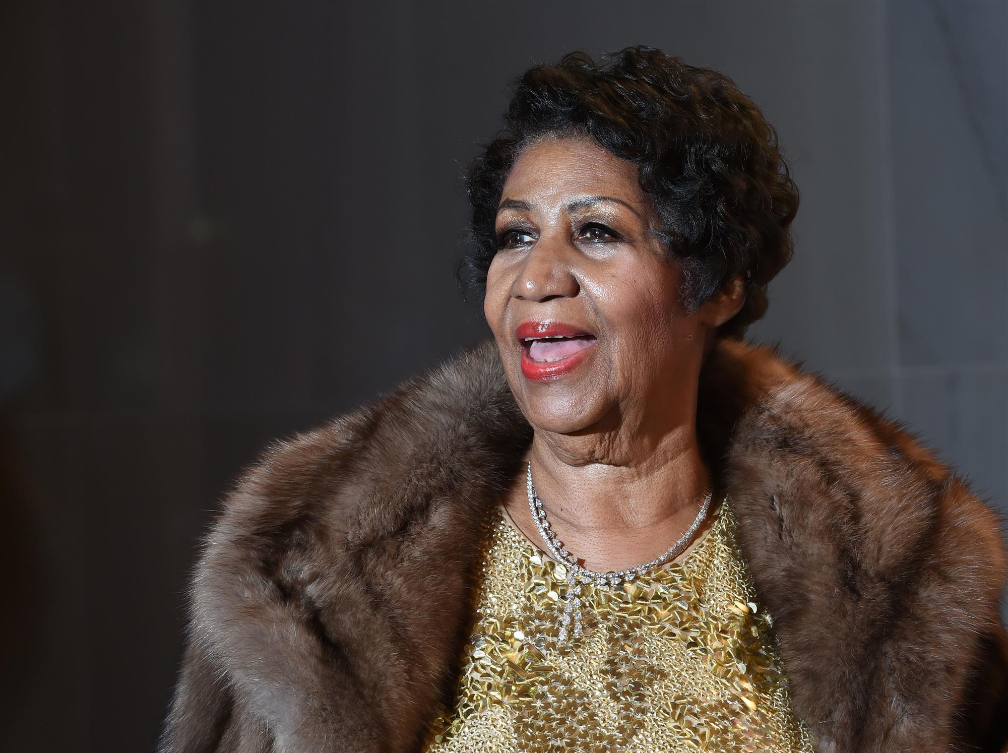 PETA pede a família de Aretha Franklin para doar peles