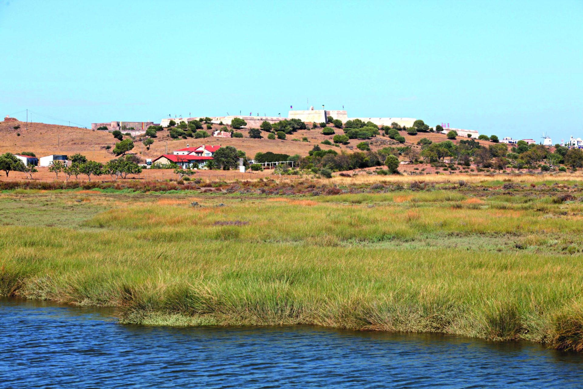 Guadiana. Acordo para caudal mensal mínimo