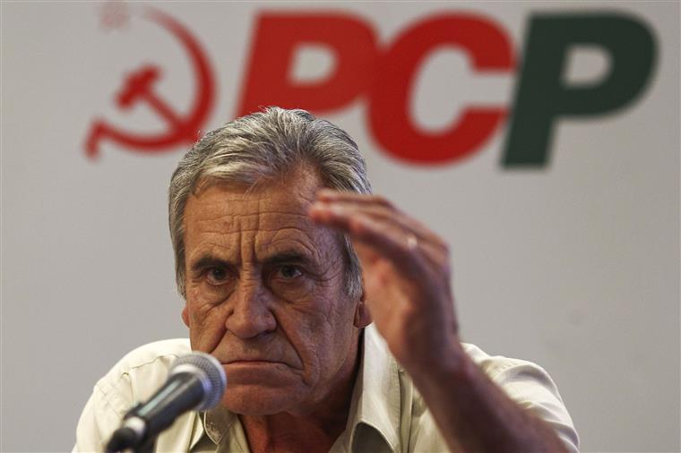 Governo. PCP arrasa novo Governo de António Costa
