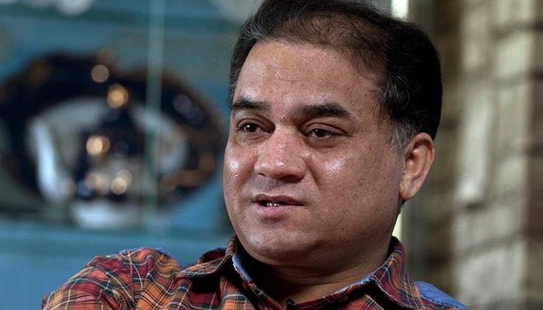 China condena atribuição do prémio Sakharov a “terrorista” Ilham Tohti