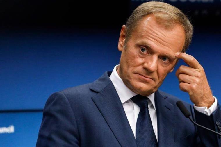 Donald Tusk é eleito Presidente do PPE