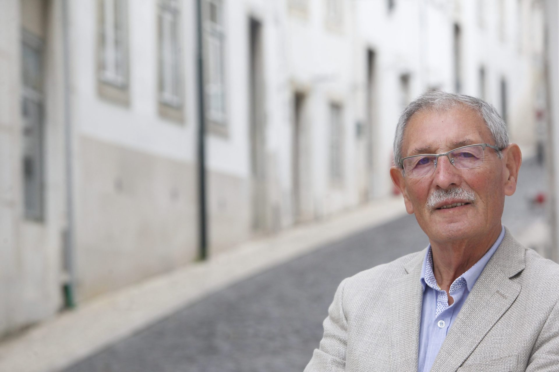 Romão Lavadinho. “Estado terá de colocar no mercado 50 mil fogos para resolver problema da habitação”