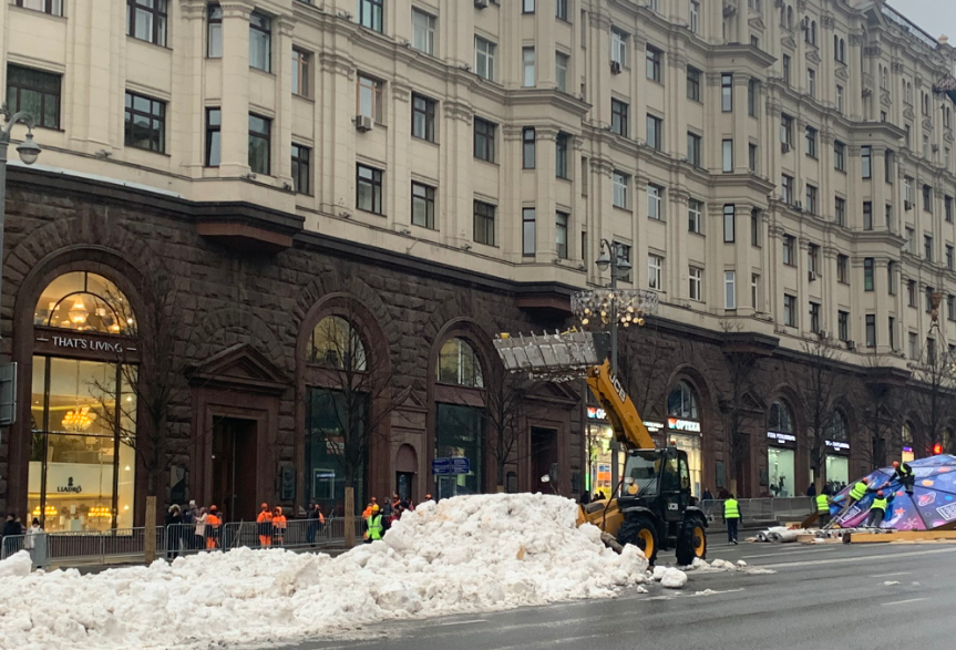 Tiveram de usar neve artificial  nas ruas  de Moscovo