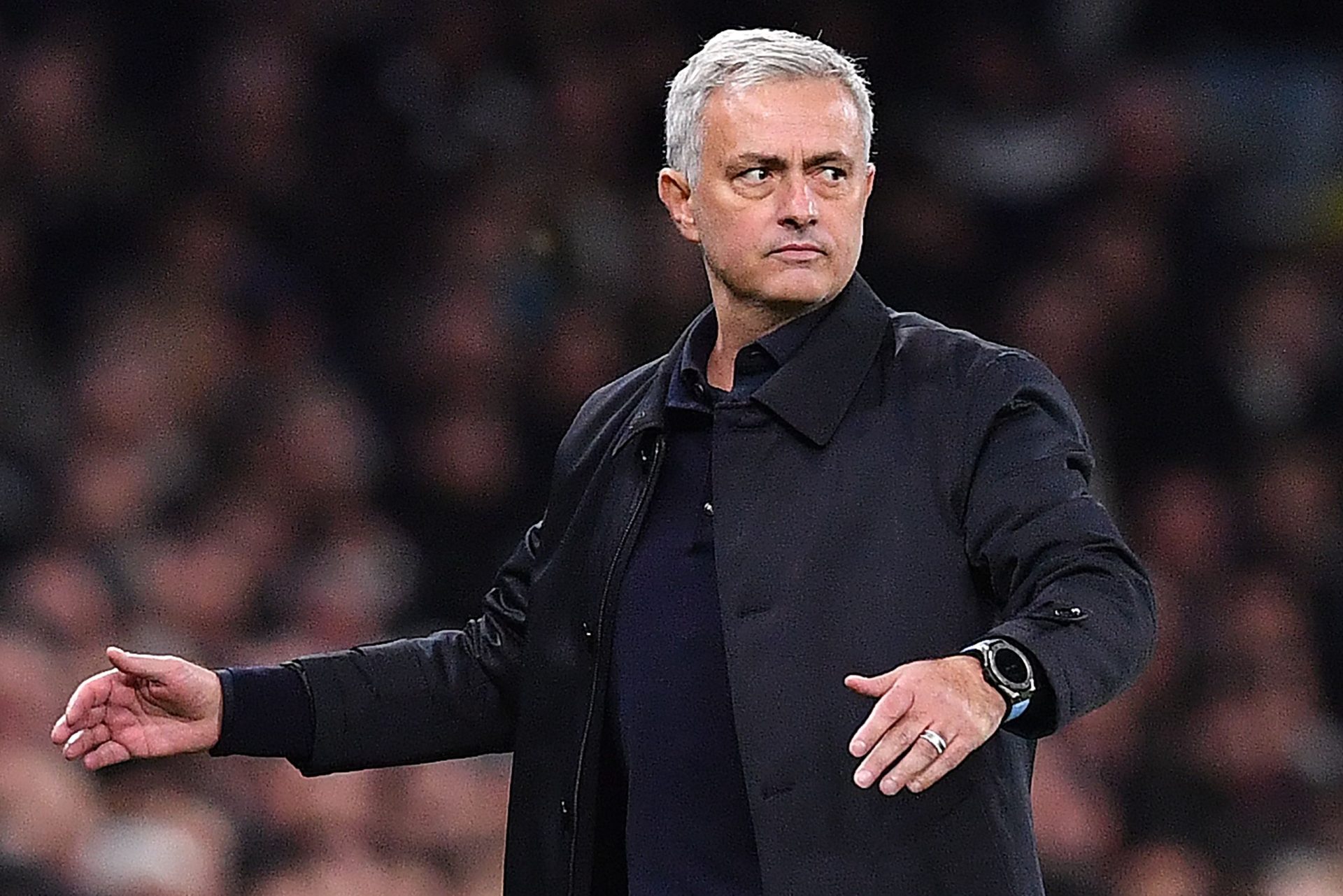 Inglaterra. United e Tottenham sem margem de erro no regresso de Mourinho a Old Trafford