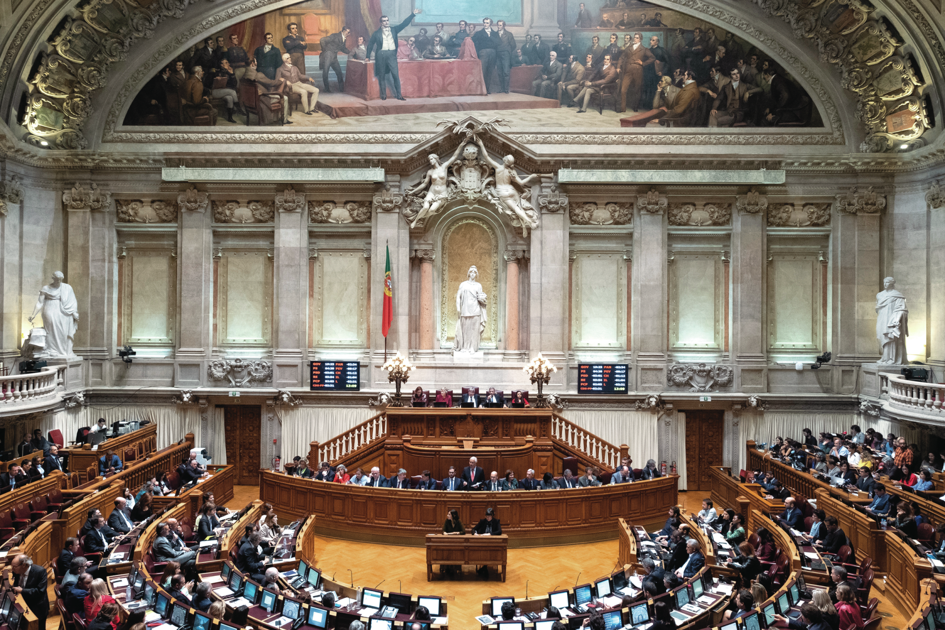 Parlamento. Número recorde de votos