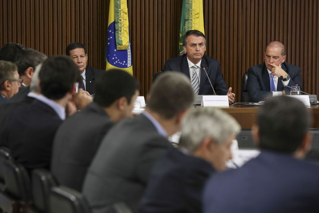 Brasil. Bolsonaro quer concessionar quatro portos e 12 aeroportos