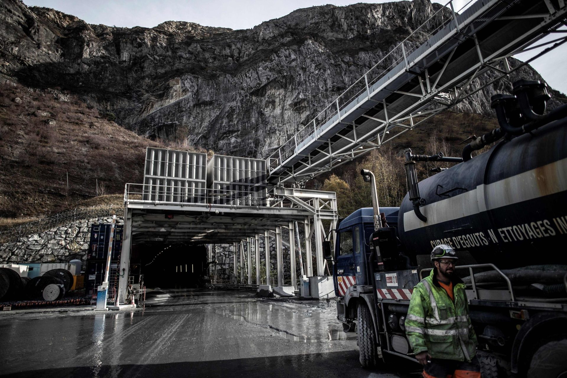 França-Itália. Construção de linha férrea nos Alpes aumenta tensão diplomática