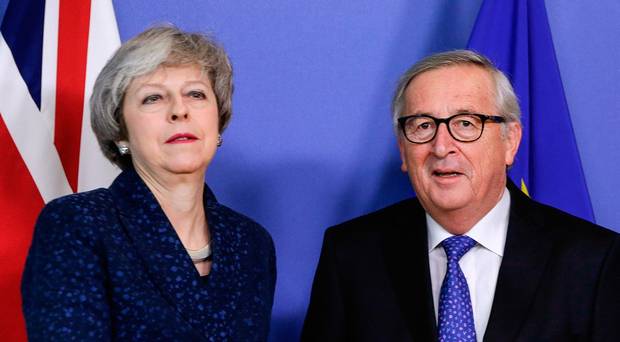 Brexit. May diz que Bruxelas está empenhada em saída com acordo